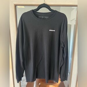 Patagonia Men's Responsibili-Tee Size Large Black Organic Cotton Long Sleeve USA